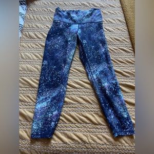 Old Navy- purple dotted leggings. Size L. Extra high waist. In great shape!